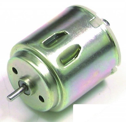 Motor 1.5 până la 4.5V
