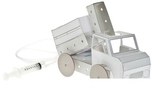 Camion de bricolaj cu caroserie pneumatică